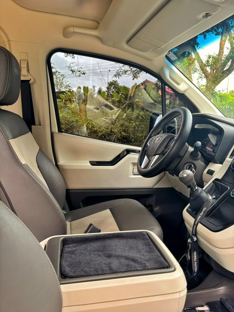 Toyota Hiace Techo Alto 2024